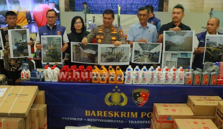 Bareskrim Tangkap Komplotan Produsen Oli Palsu