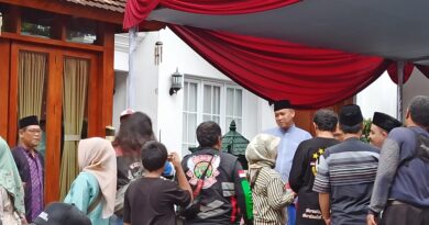 Dr.Tri Adhianto Bakal Calon Wali Kota Bekasi, Gelar Open House