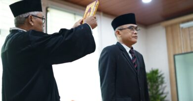Rismannafar Tri Darajat Dimutasi ke Dispangtanikan Kota Bekasi