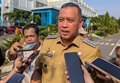 Wali Kota Bekasi Tri Adhianto