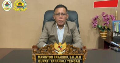 Bupati Tapteng Pecat 3 Kades, 10 Lainnya Dinonaktifkan