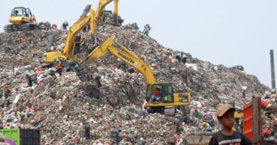 Tempat pembuangan sampah terpadu (TPST) Bantargebang