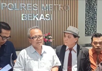 Yudi Hermawan selaku Direktur CV CUN didampingi tim kuasa hukumnya