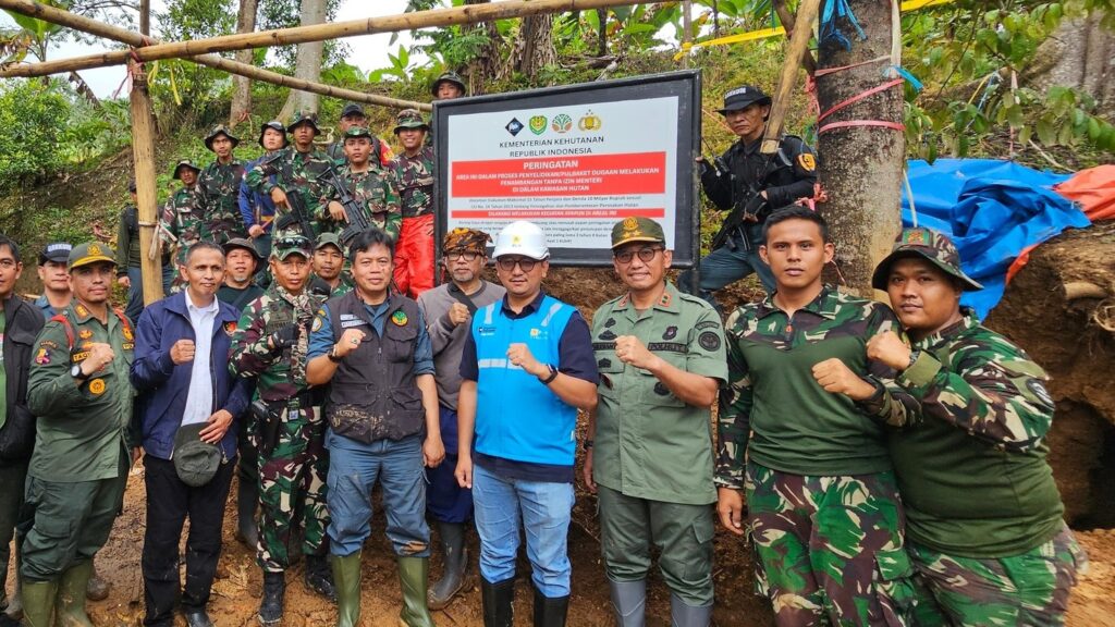 Satuan Tugas Penertiban Kawasan Hutan (Satgas PKH)