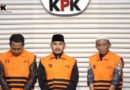 Bupati Bekasi, Ade Kuswara (tengah) jadi tersangka KPK (Foto: YouTube KPK)