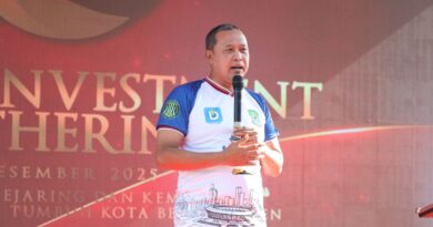 Wali Kota Bekasi Tri Adhianto