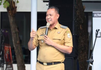 Wali Kota Bekasi Dr Tri Adhianto