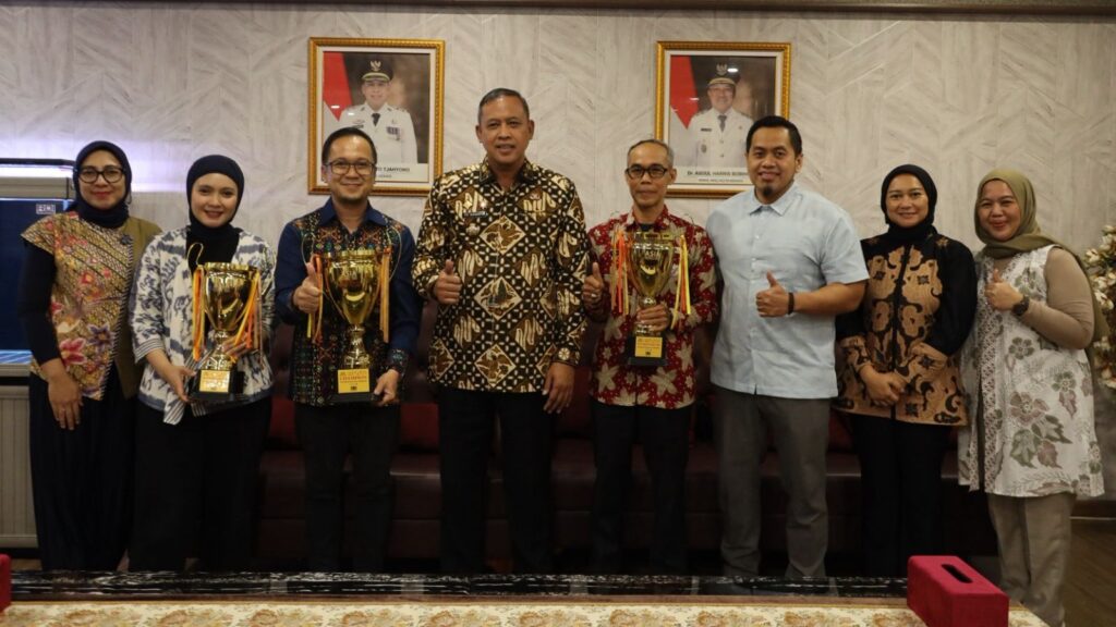 Wali Kota Bekasi menerima kunjungan audiensi dari Sanggar Gantari Gita Khatulistiwa