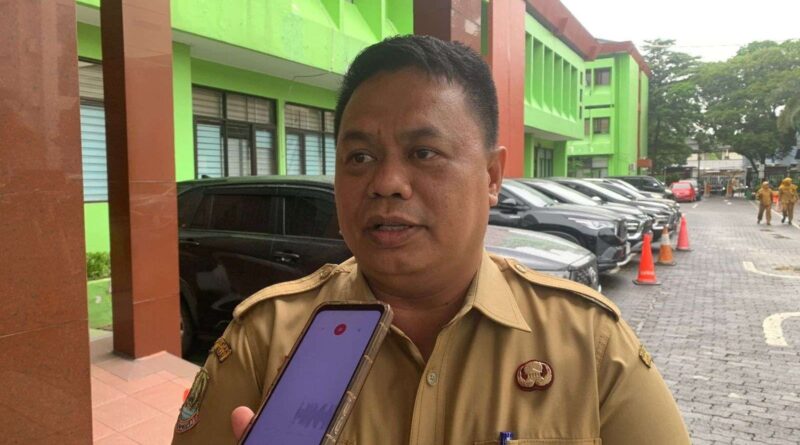 Kepala Dinas Sosial Kota Bekasi, Robert Siagian