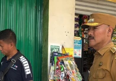 Camat Mustikajaya Buka Paksa Ruko, Diduga Edarkan Obat Keras Ilegal