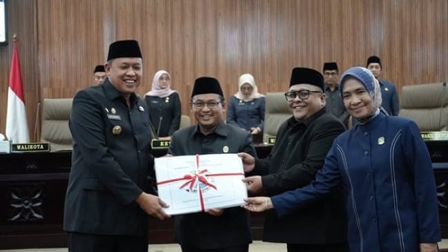 Wali Kota Bekasi Dorong BUMD Tetap Inovatif Meski Fiskal Terbatas