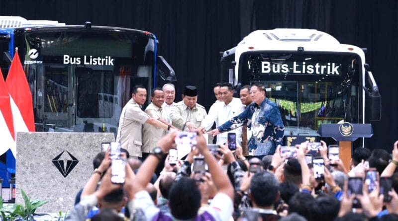Presiden Prabowo Subianto Resmikan Pabrik Kendaraan Listrik Milik PT VKTR Sakti Industries
