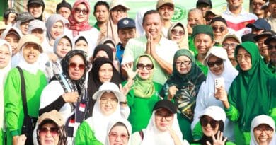 Wali Kota Bekasi Tri Adhianto dan Istri Ikuti Manasik Haji Kloter 25