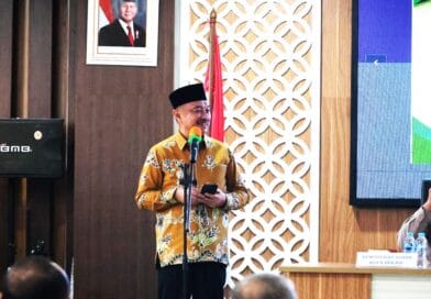 Harris Bobihoe Ajak Camat dan Lurah Perkuat Kerukunan serta Harmoni Sosial