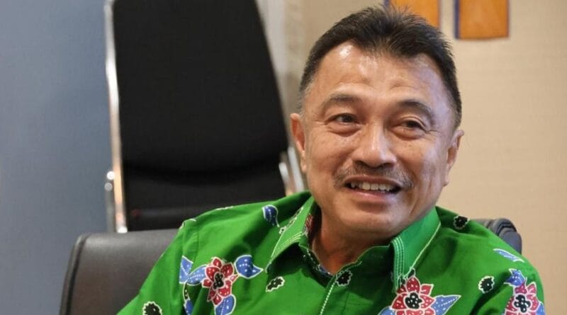 Harris Bobihoe Minta Camat Gerak Cepat Layani Warga