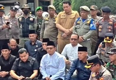 Ketua DPRD Kota Bekasi Terima Aspirasi Mahasiswa
