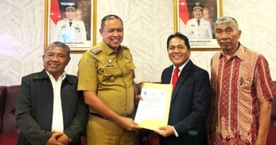 Wali Kota Bekasi Serahkan Sewa Aset Daerah Kepada Gereja HKI