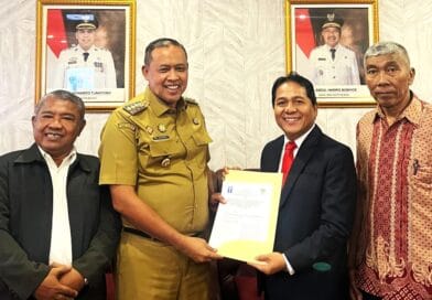 Wali Kota Bekasi Serahkan Sewa Aset Daerah Kepada Gereja HKI