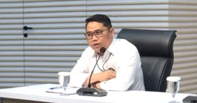 KPK Tahan 3 Tersangka Kasus Dana Hibah Pokmas Jatim 2019-2022