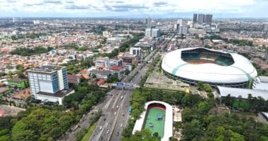 Tri Adhianto Siapkan Stadion Patriot Candrabhaga Jadi Ikon Sport City