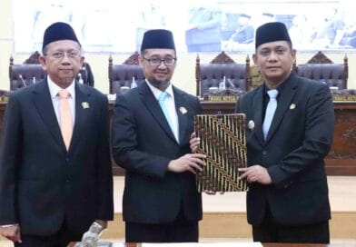 Pansus DPRD Soroti Dugaan Pemborosan Sewa Alat Berat Rp24,56 Miliar di TPA Burangkeng