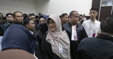dr Tifa Didakwa Sebarkan Fitnah dan Cemarkan Nama Baik Jokowi