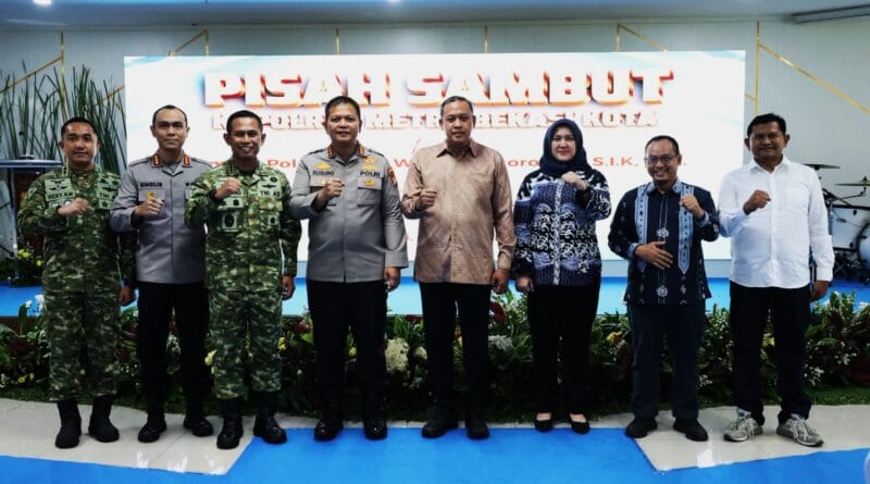Tri Adhianto Hadiri Pisah Sambut Kapolres Metro Bekasi Kota