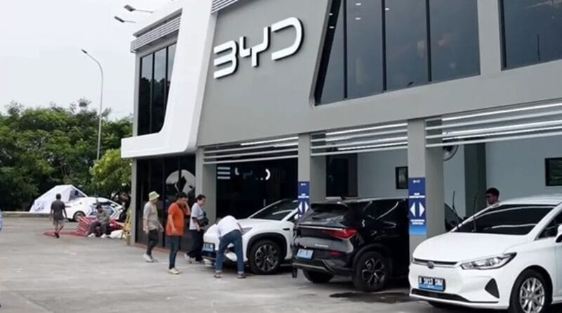 Pabrik BYD Resmi Beroperasi di Subang