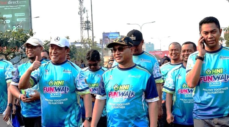 Ketua DPRD Kota Bekasi Hadiri Halal Network International Fun Walk 2026