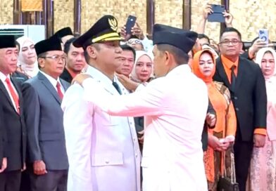 dr. Asep Surya Atmaja Resmi Dilantik Jadi Bupati Bekasi