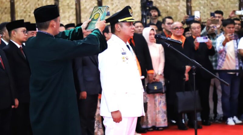 Dilantik Jadi Bupati Bekasi, Asep Surya Atmaja Fokus Kesehatan dan Infrastruktur