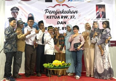 Warga Grand Harmoni Park Desa Muktiwari Cibitung Protes Pergantian Ketua RT/RW